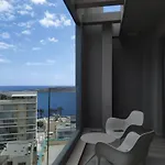 Western Premier Malta セント・ポールズ・ベイ