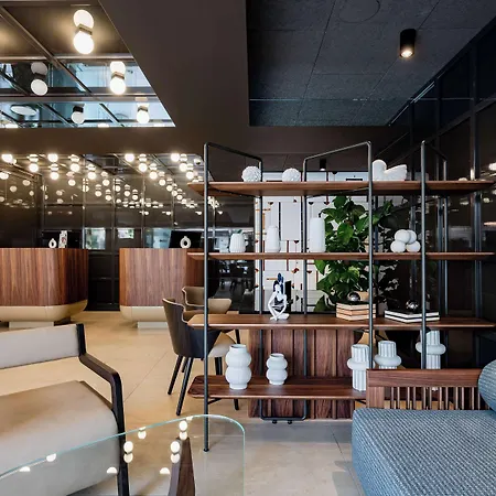 Western Premier Malta מלון